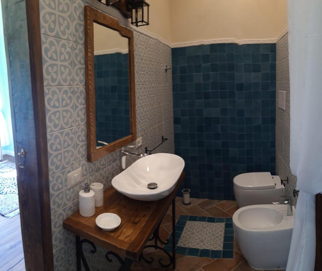 Villa Mazza Al Vesuvio Torre del Greco Bagian luar foto